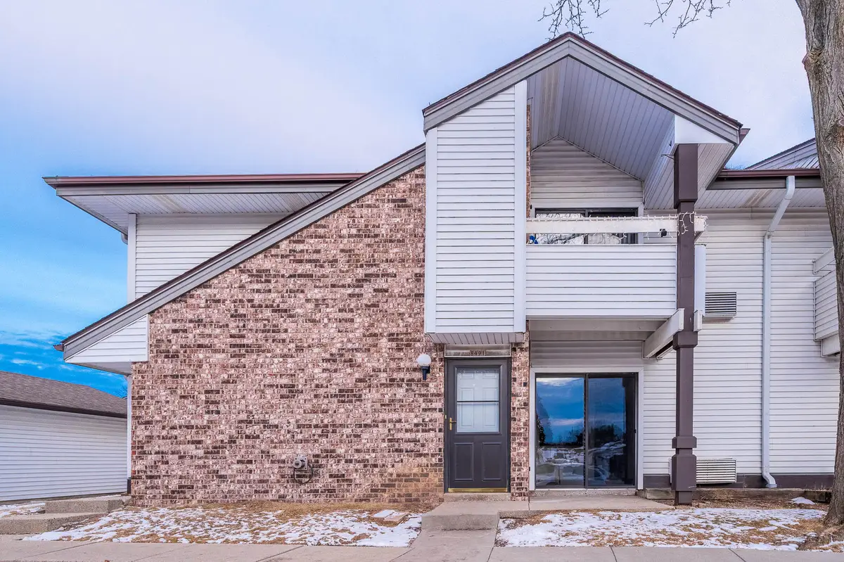 8491 N 107th St, Milwaukee, WI 53224 - Image #1