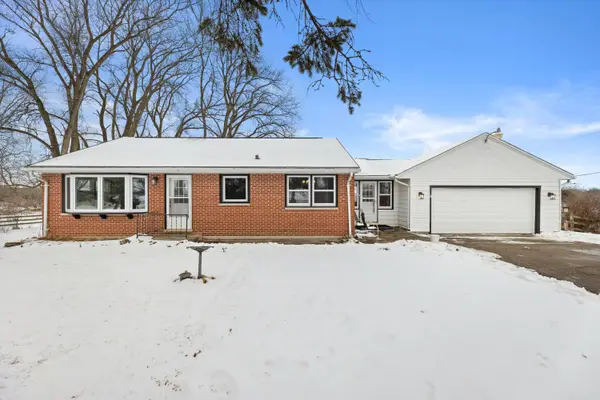 S46W29780 Genesee Rd, Genesee, WI 53189