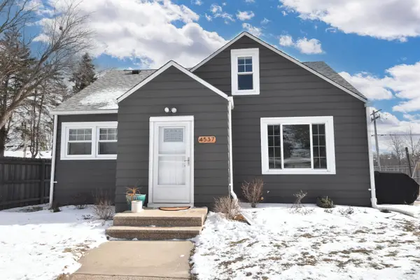 4537 33rd Ave, Kenosha, WI 53144