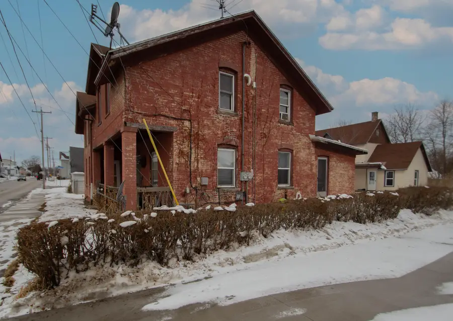 504 E Division St, Watertown, WI 53098 - Image #3