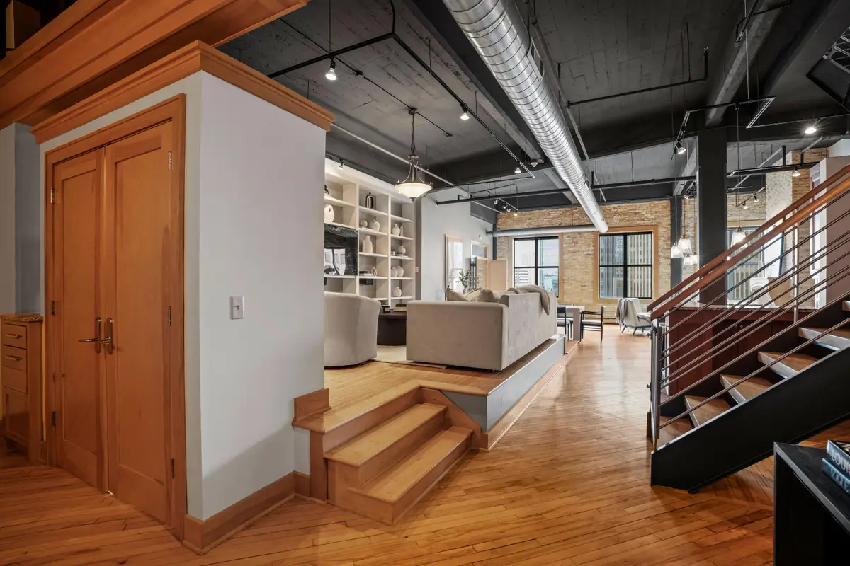 730 N Plankinton Ave, Milwaukee, WI 53203 - Image #1