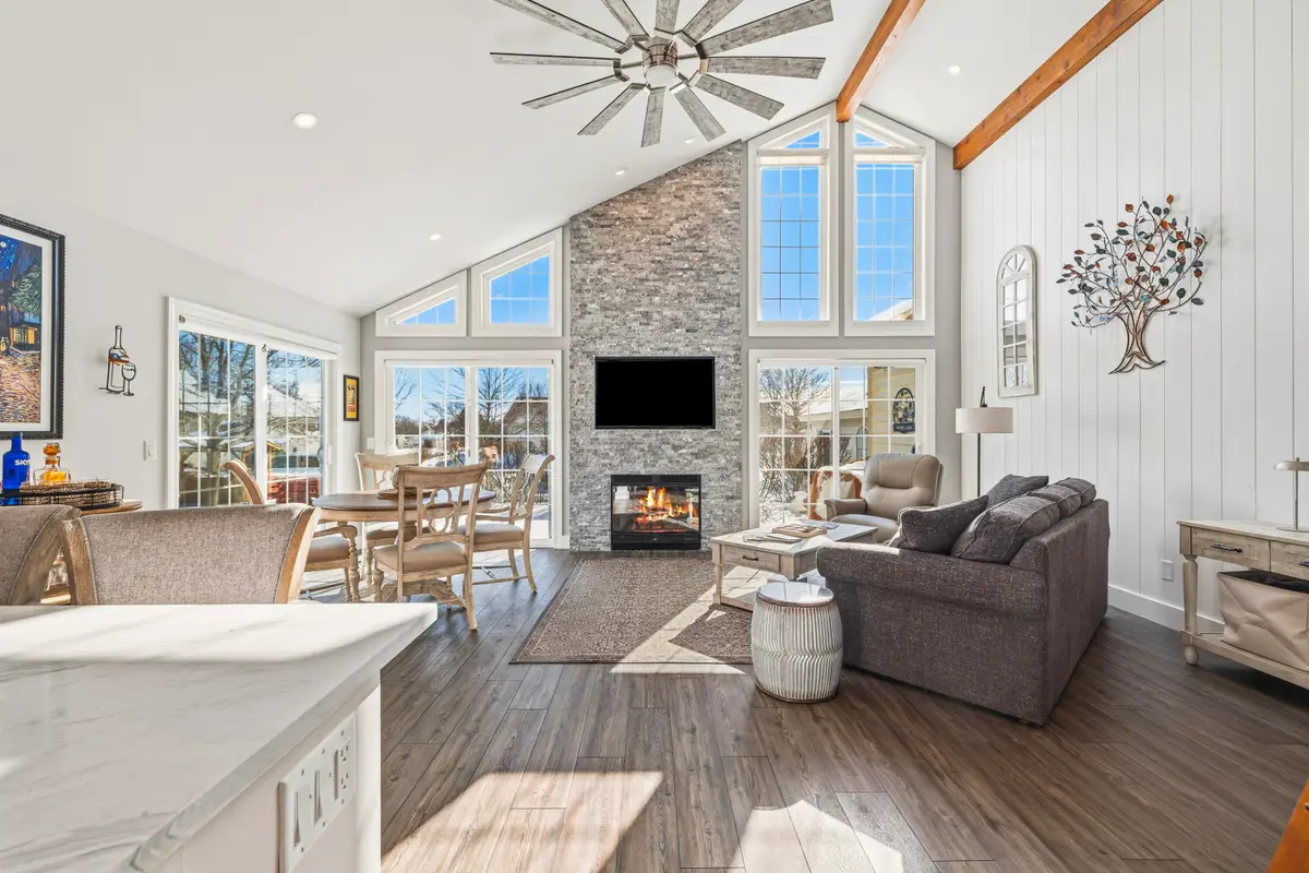 1790 Cottage Dr, Geneva, WI 53147 - #1