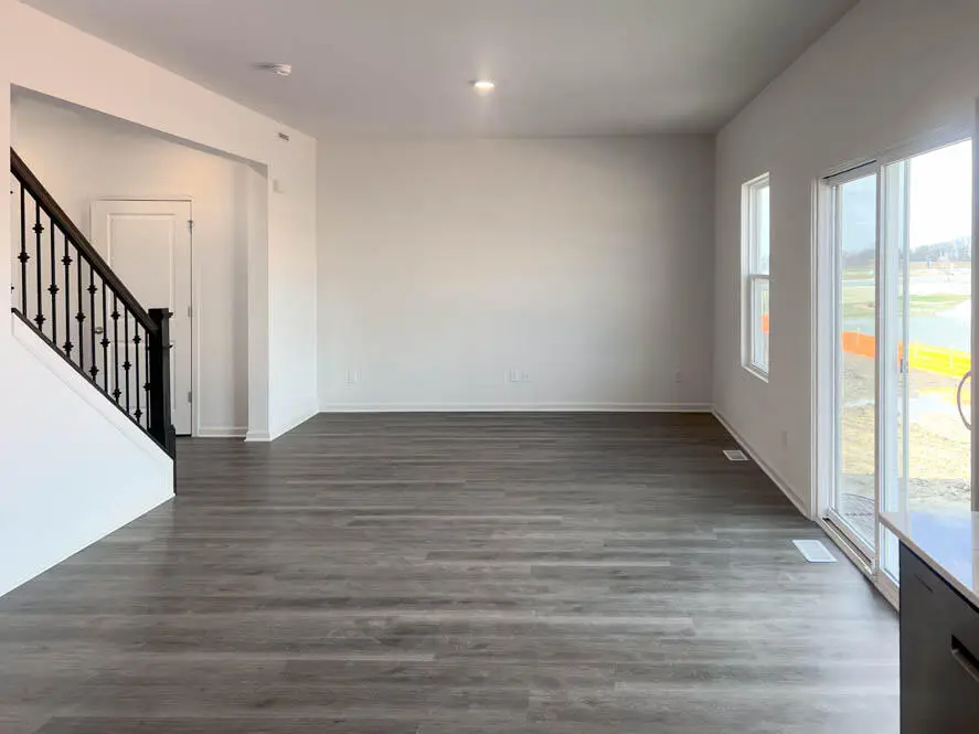 7136 Fair Oaks Rd, Mount Pleasant, WI 53403 - Image #3