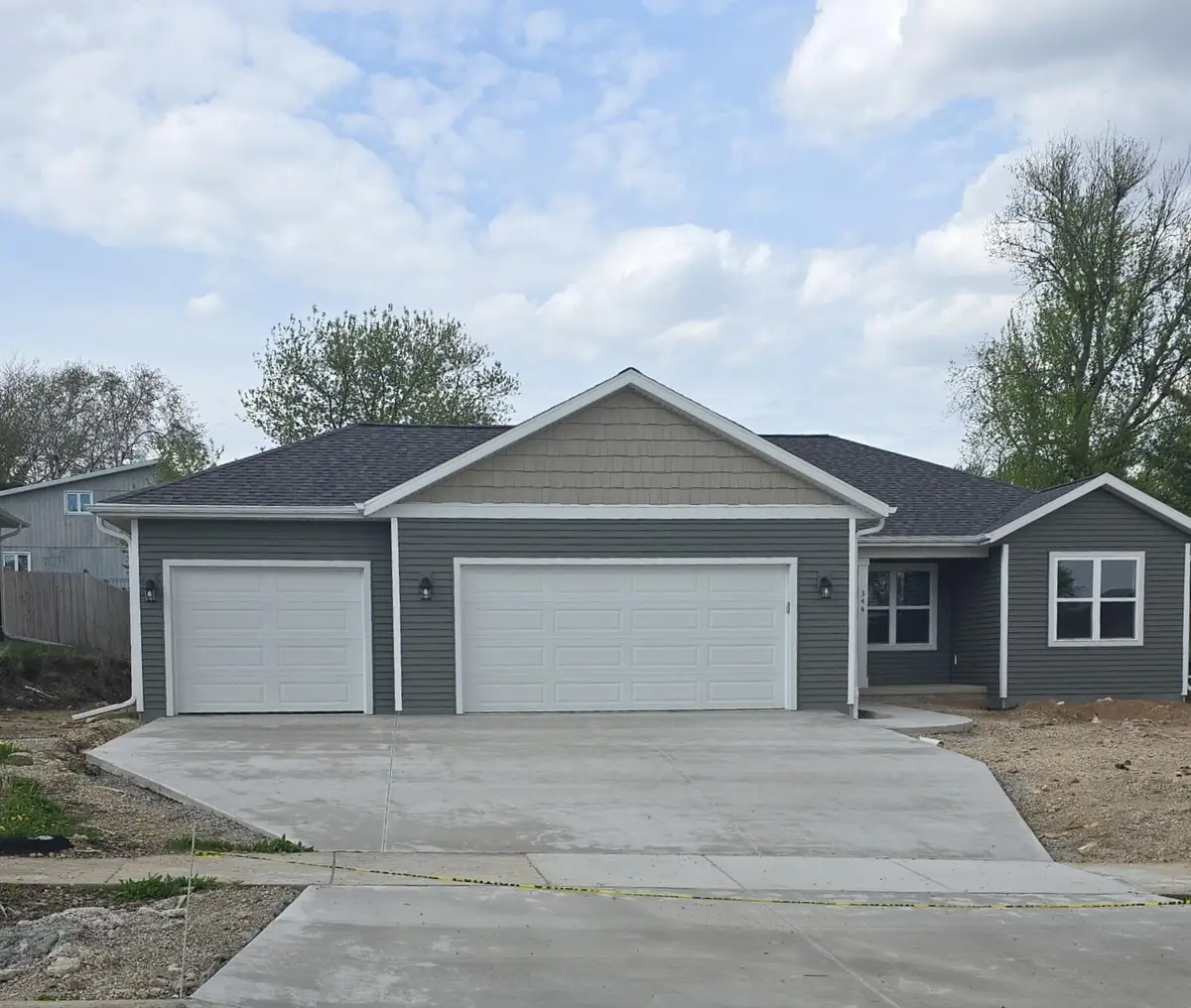 344 Village Ln, Ripon, WI 54971 - #1