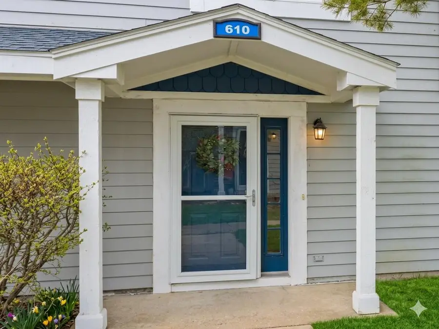 610 Geneva National Ave N, Geneva, WI 53147 - #2