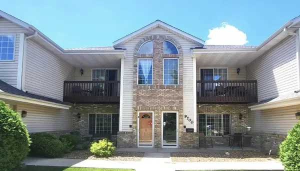 9700 Rayne Rd, Sturtevant, WI 53177