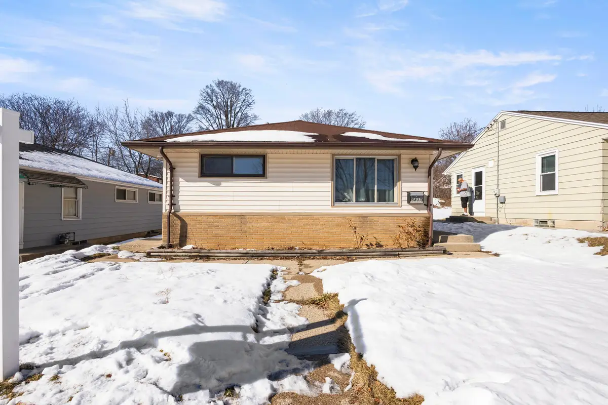 5837 N 71st St, Milwaukee, WI 53218 - #1