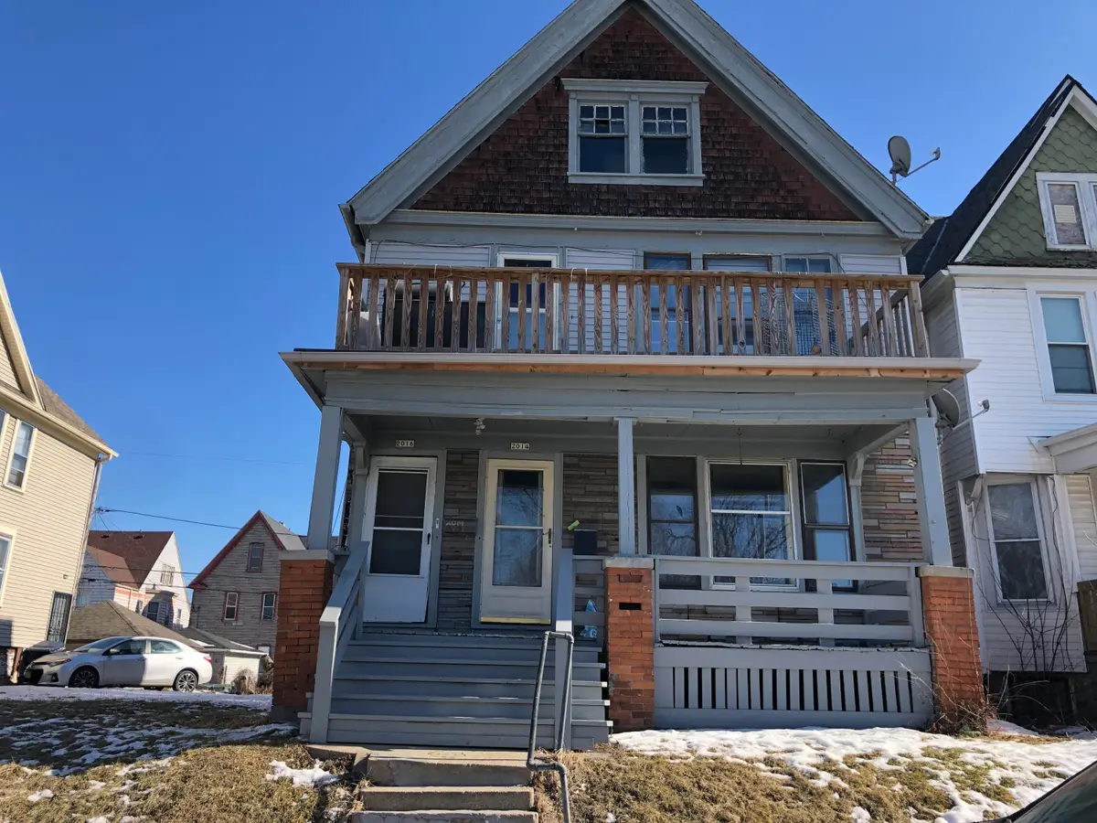 2014 N 35th St N, Milwaukee, WI 53208 - #1