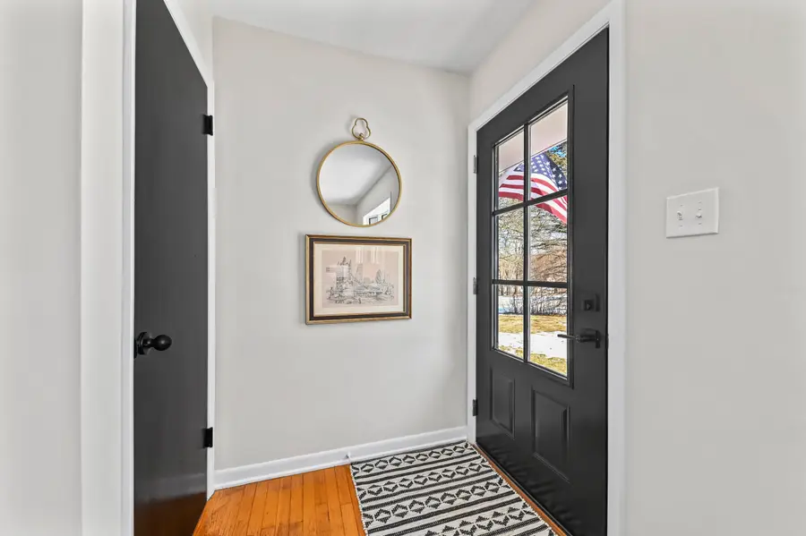 11737 N Ridgeway Ave, Mequon, WI 53097 - #2