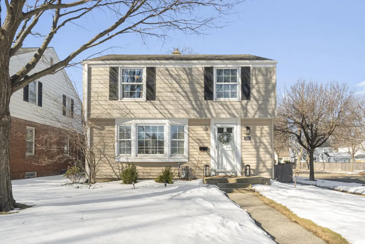 5281 N Kent Ave, Whitefish Bay, WI 53217 - #1