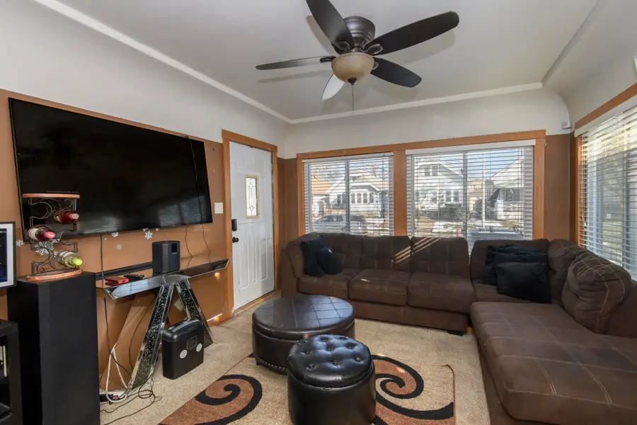 1749 S 69th St, West Allis, WI 53214 - #3