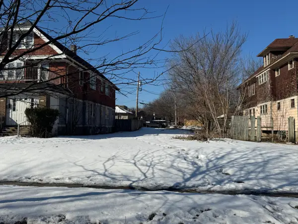 2433 N 50th St, Milwaukee, WI 53210