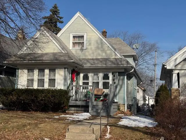 6416 W Locust St, Milwaukee, WI 53210 - #1