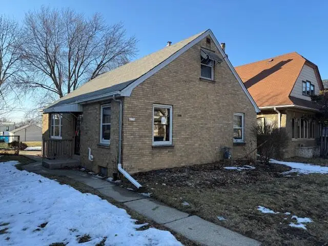 4175 N 22nd St, Milwaukee, WI 53209 - #1