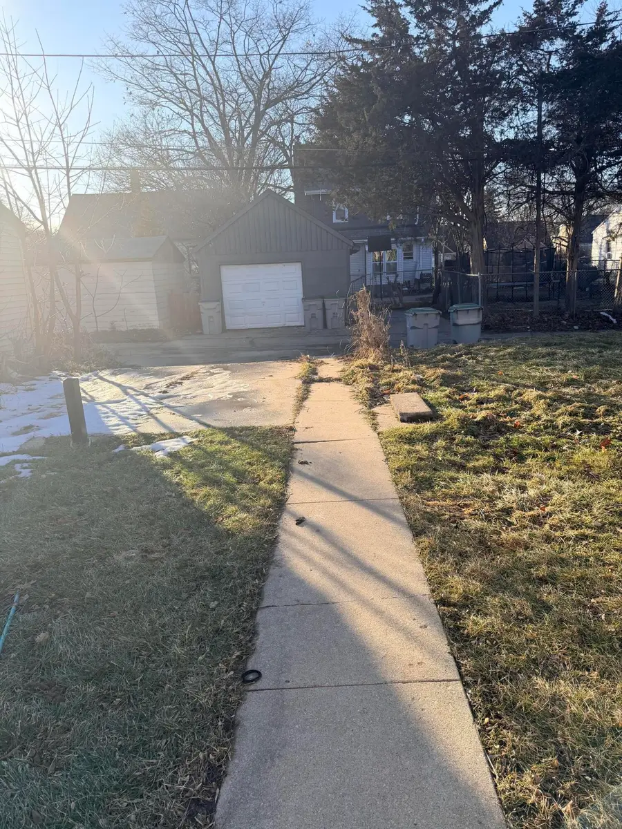 6025 N 35th St, Milwaukee, WI 53209 - #3