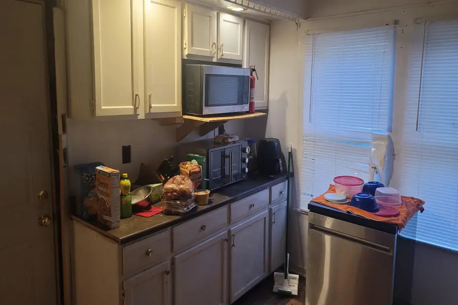 2977 N 26th St, Milwaukee, WI 53206 - #3