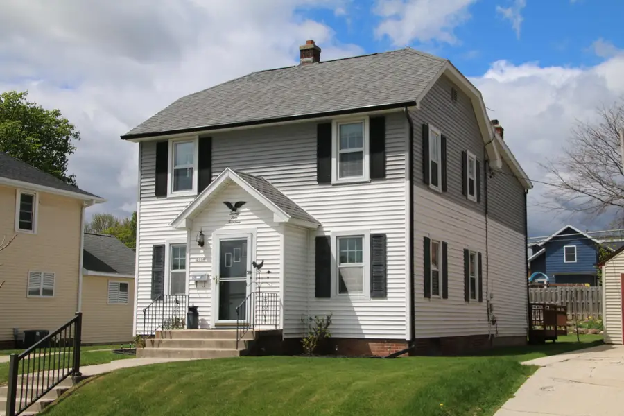 2114 N 19th St, Sheboygan, WI 53081 - #3