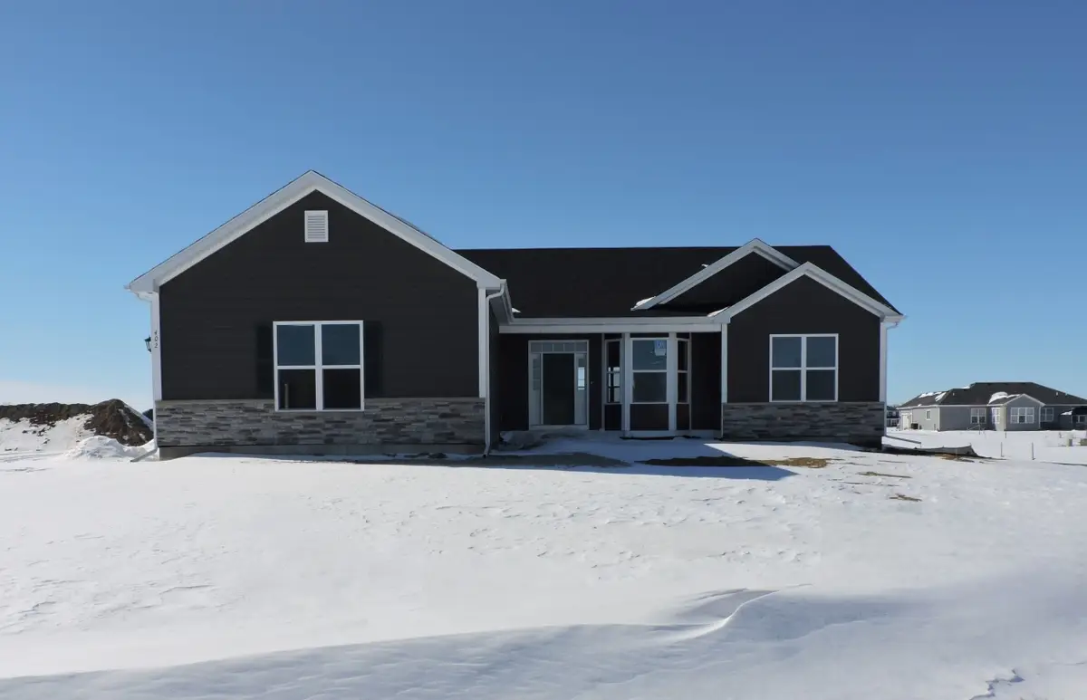 420 Clairmont Ct, Williams Bay, WI 53191 - #1