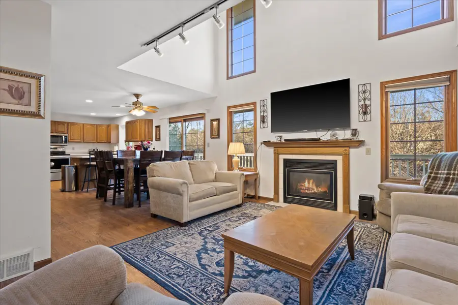 3209 S Ridge Crest Ct, New Berlin, WI 53151 - #3