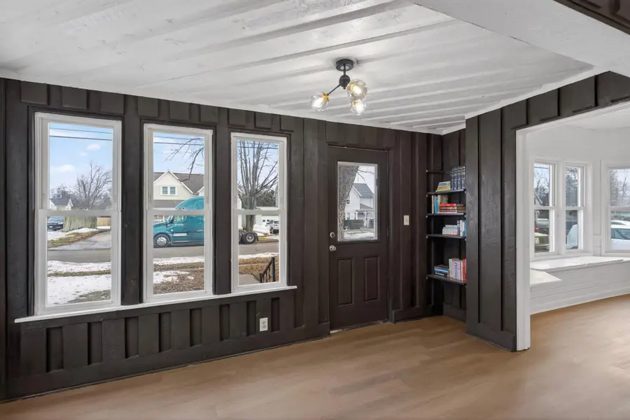 530 10th Ave S, Wisconsin Rapids, WI 54495 - #3