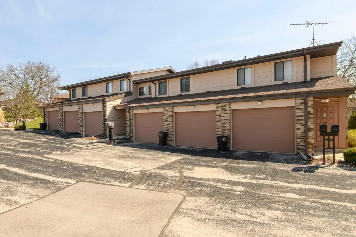 309 Cheviot Chase, Waukesha, WI 53186 - #1