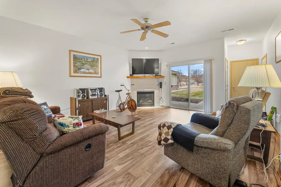 330 Brookside Dr, Mayville, WI 53050 - #2