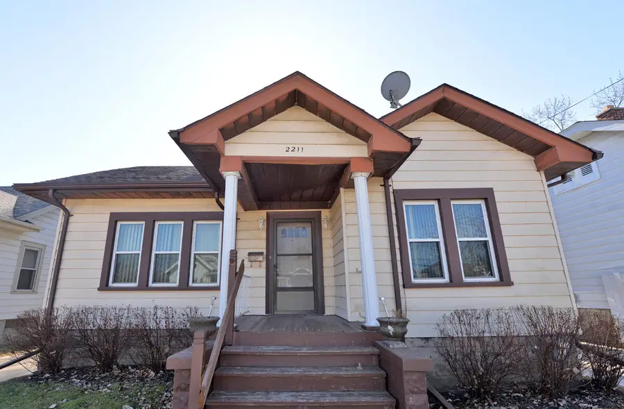 2211 Rupert Blvd, Racine, WI 53405 - #2