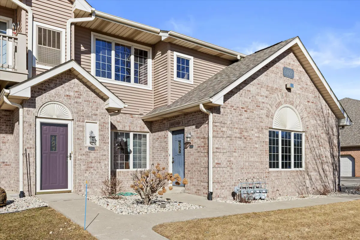 6922 53rd St, Kenosha, WI 53144 - #1