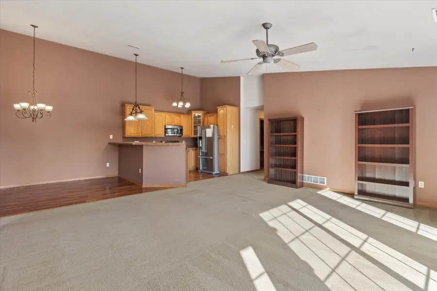 6922 53rd St, Kenosha, WI 53144 - #3