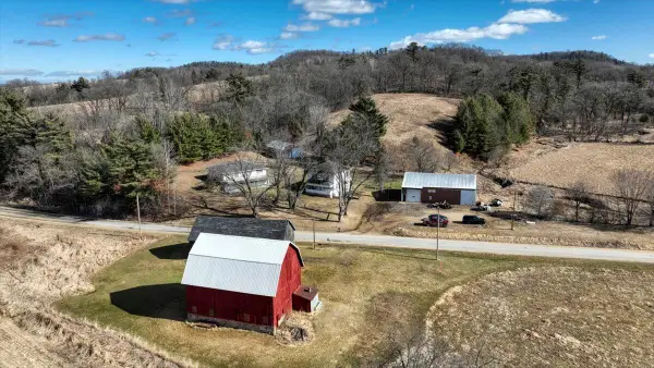 21640 Nordale Ave, Sheldon, WI 54651