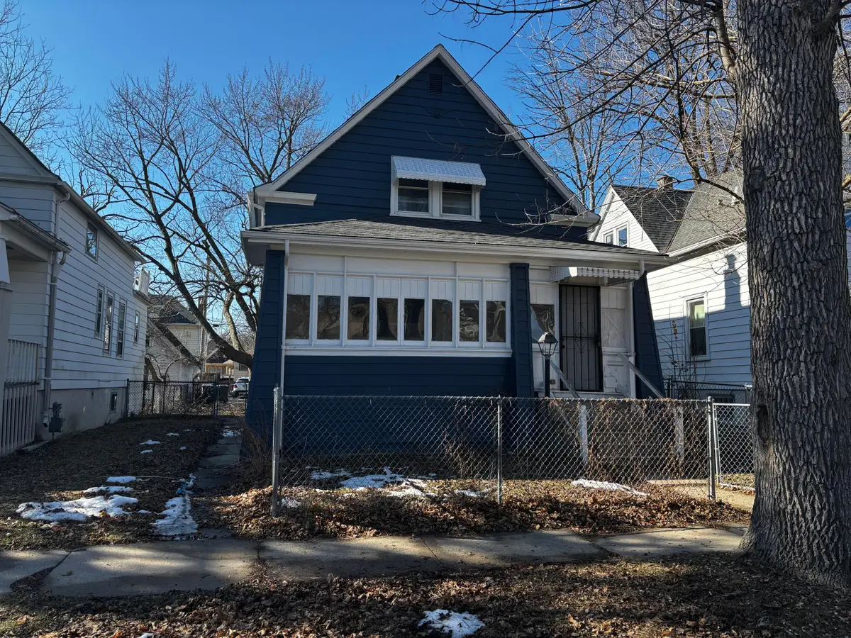 5525 N 36th St, Milwaukee, WI 53209 - #1