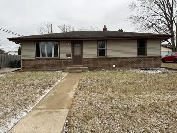 9317 Carol Ann Dr, Sturtevant, WI 53177