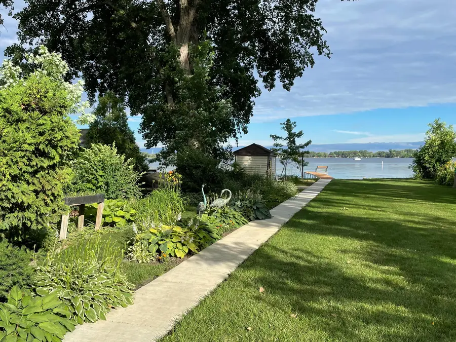 25215 W Loomis Rd, Wind Lake, WI 53185 - #2