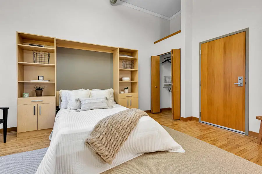 1017 S 2nd St, Milwaukee, WI 53204 - #3