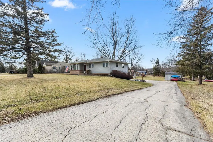 W189S7603 Circle Dr, Muskego, WI 53150 - #3