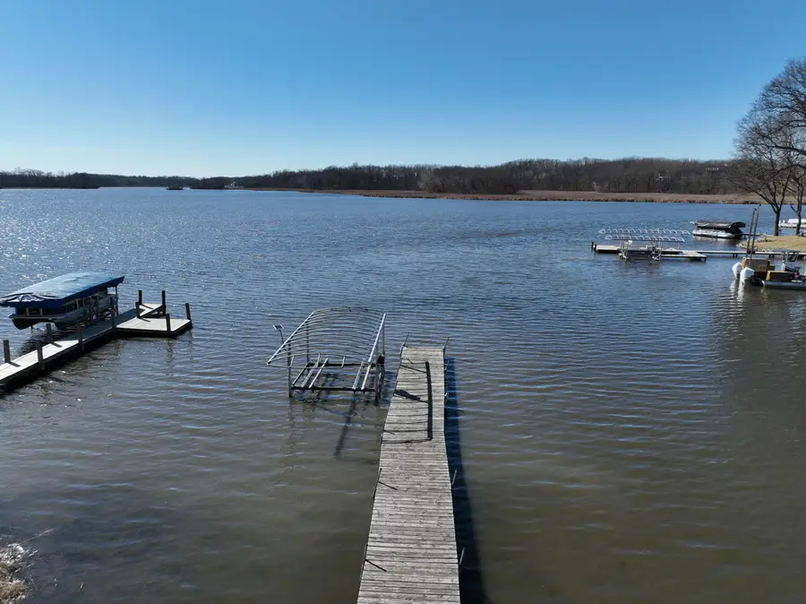 29149 White Oak Ln, Waterford, WI 53185 - #2