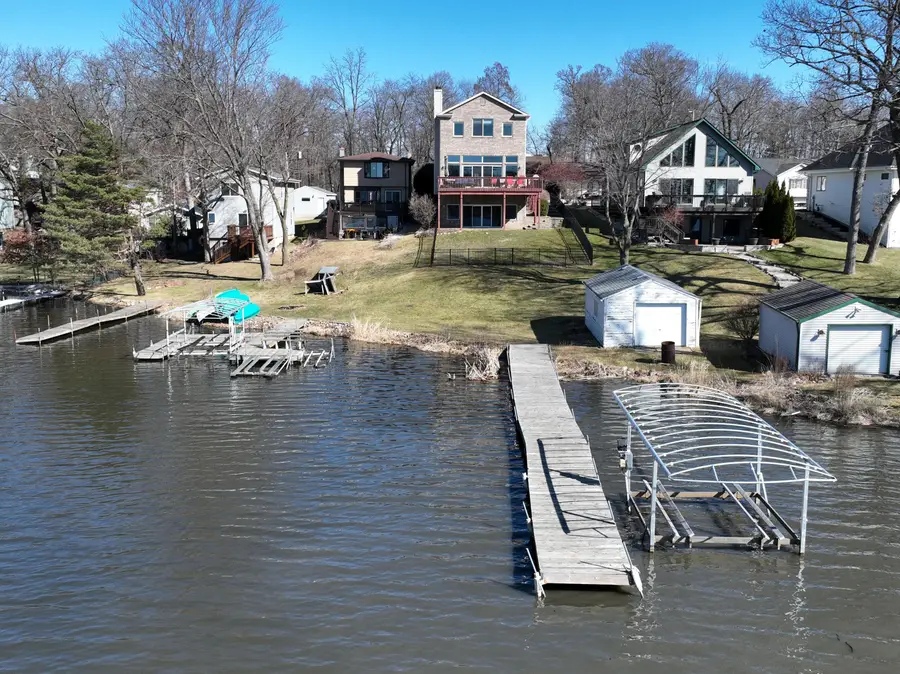 29149 White Oak Ln, Waterford, WI 53185 - #3