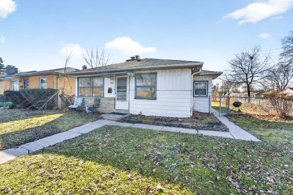 7031 W Villard Ave, Milwaukee, WI 53218