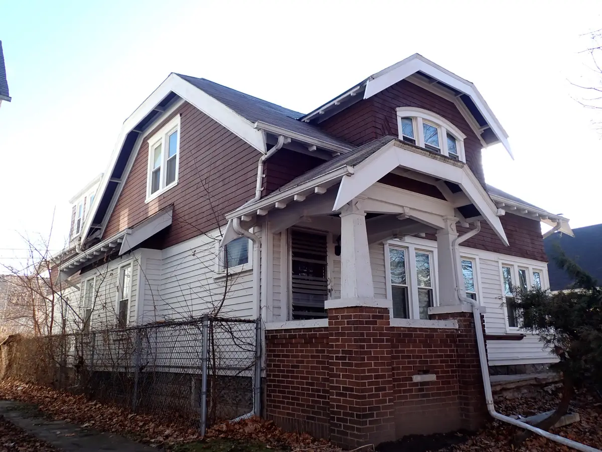 1834 N 28th St, Milwaukee, WI 53208 - #1
