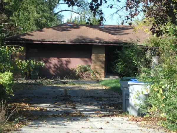 6505 N 107th St, Milwaukee, WI 53224