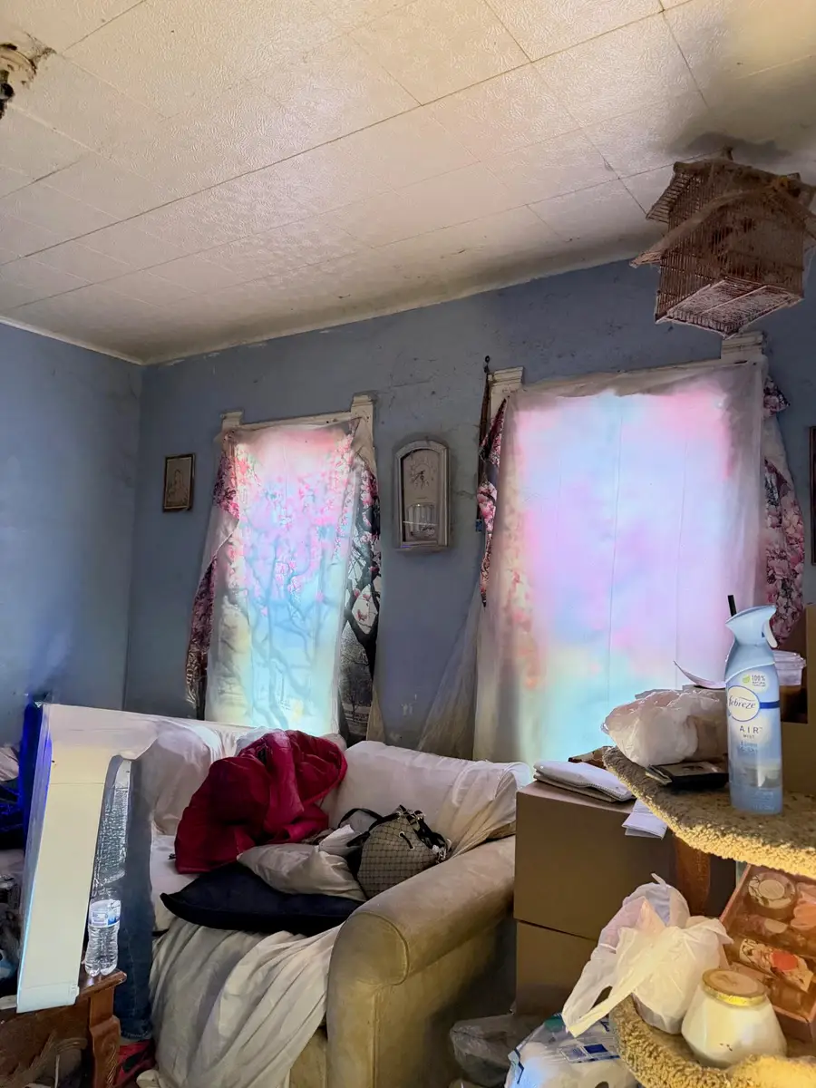 228 N Memorial Dr, Racine, WI 53404 - #3