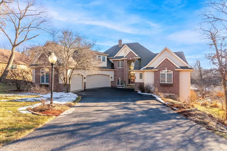 743 Royal Troon Ct, Oconomowoc, WI 53066 - #2