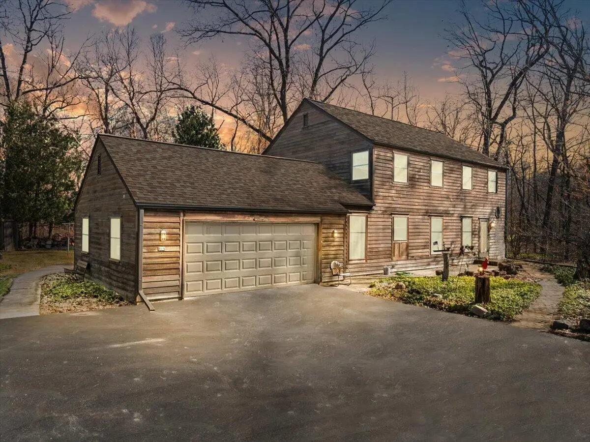 814 Tipperary Ln, Erin, WI 53027 - #1