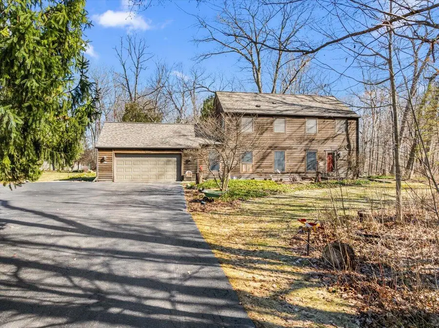 814 Tipperary Ln, Erin, WI 53027 - #2