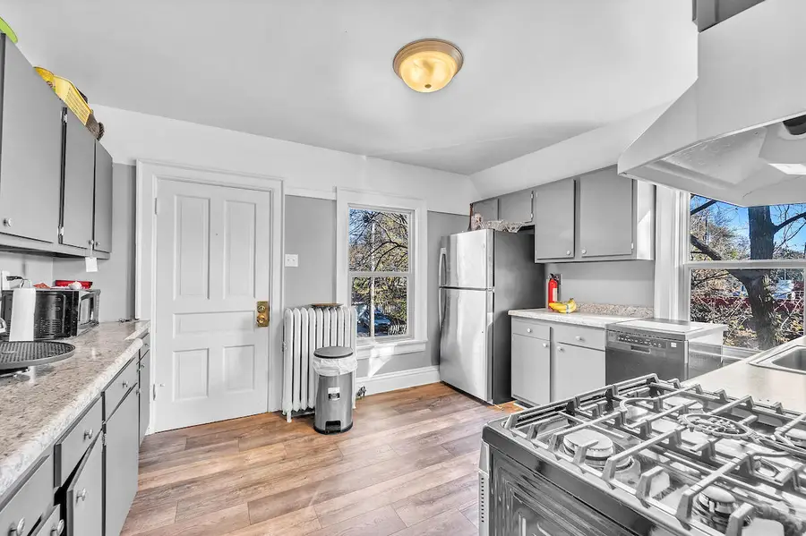 6528 W North Ave, Wauwatosa, WI 53213 - #3