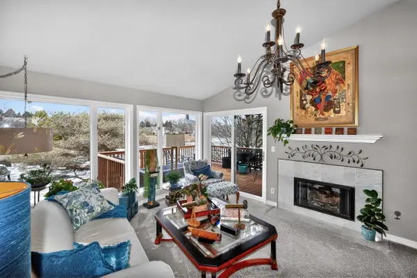 104 East Sutton Pl, Waukesha, WI 53188