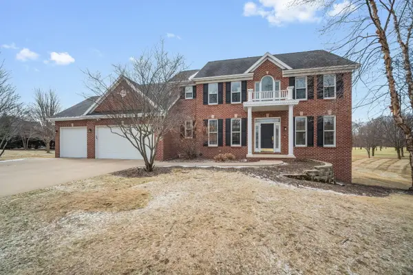 24 Whispering Springs Ct, Fond Du Lac, WI 54937