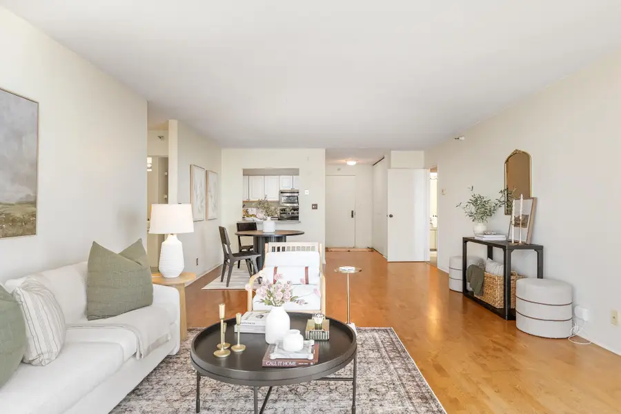 1660 N Prospect Ave, Milwaukee, WI 53202 - #3