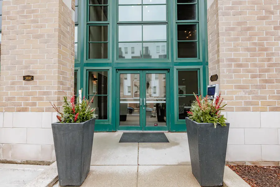 1888 N Water St, Milwaukee, WI 53202 - #2