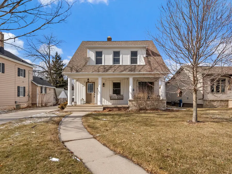 548 Pine St, Sheboygan Falls, WI 53085 - #2